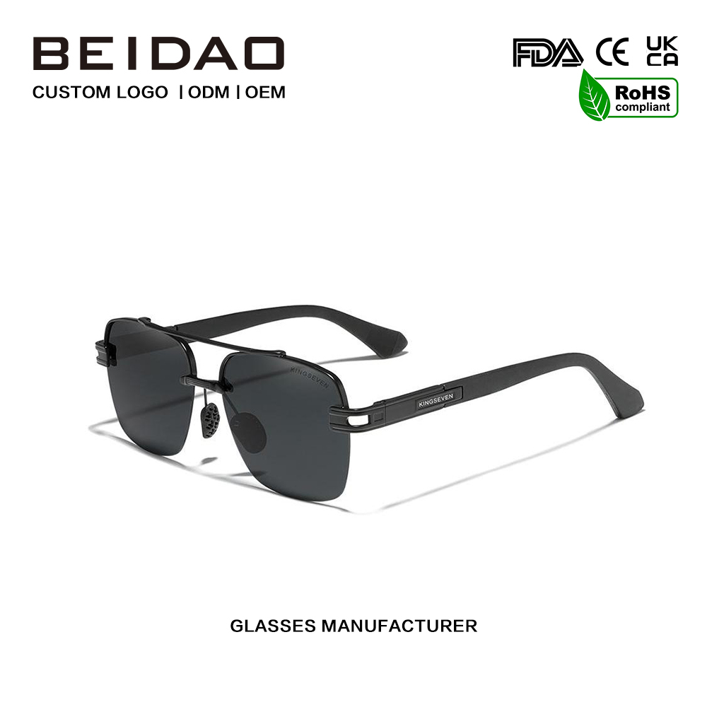 カラフルなレトロな偏光サングラス